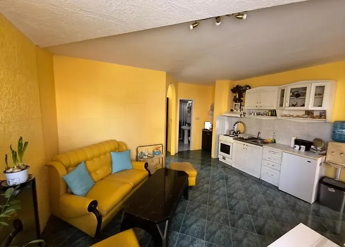 Tinka アパート ソフィア